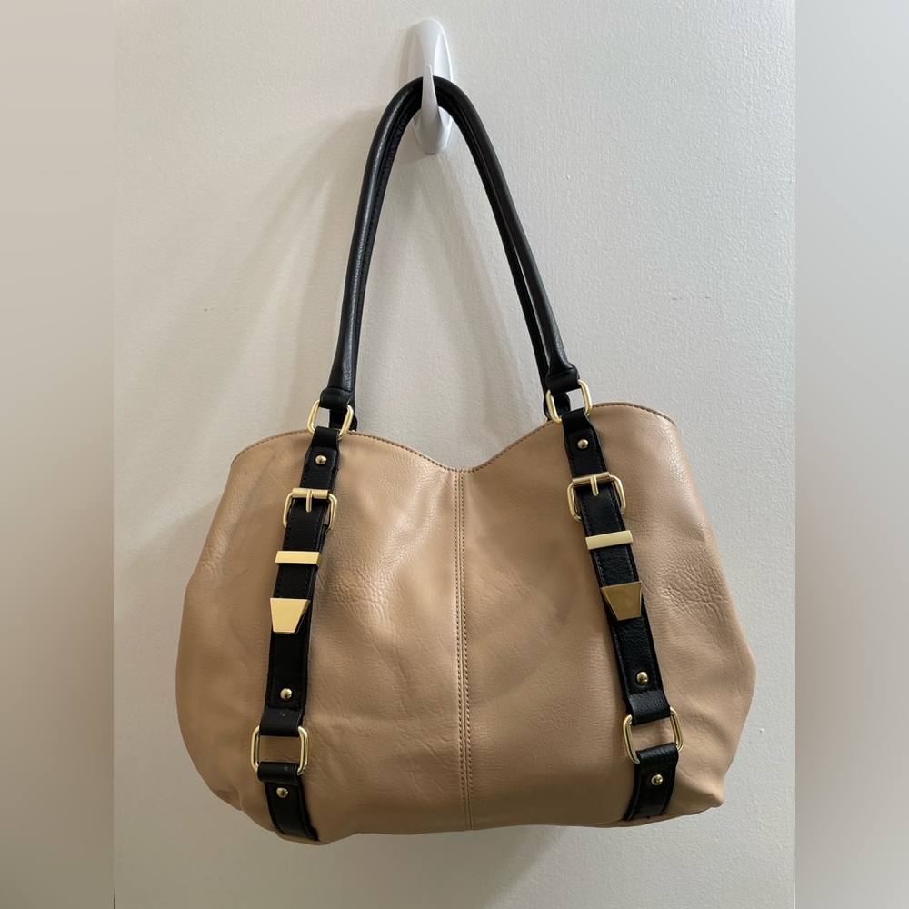 Apt. 9 Shoulder Bag